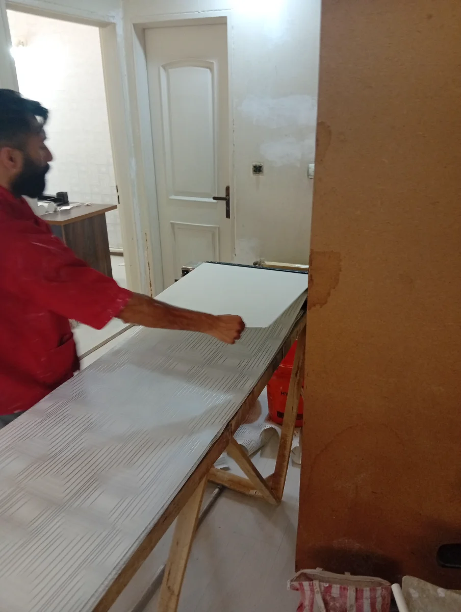 نصب کاغذدیواری