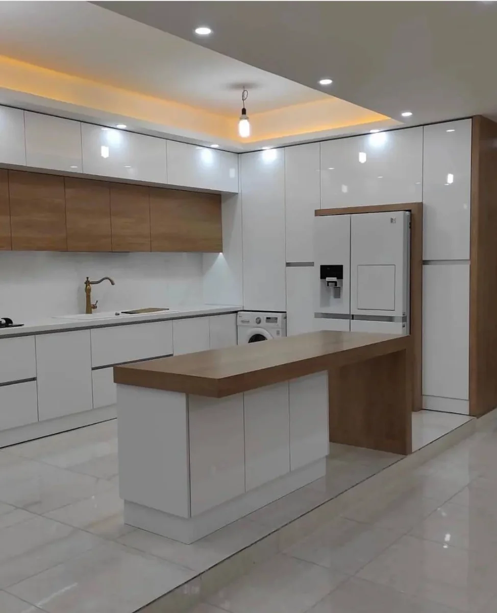 ساخت نصب و تعمیر انواع  کابینت و کمد