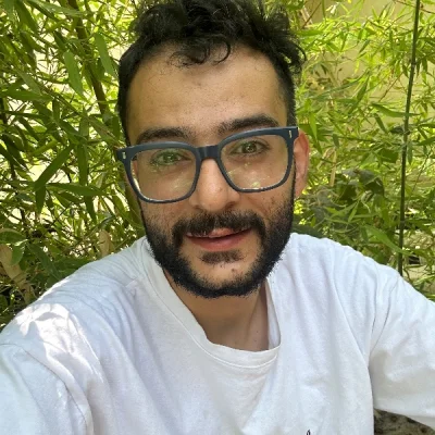 متخصص