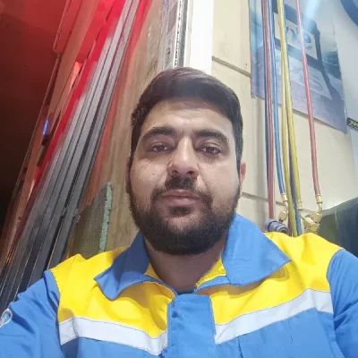متخصص