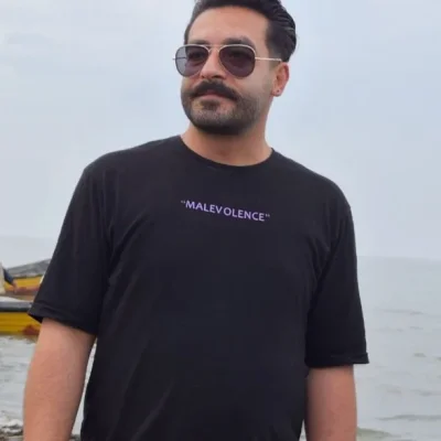 متخصص