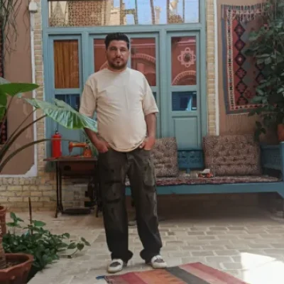 متخصص