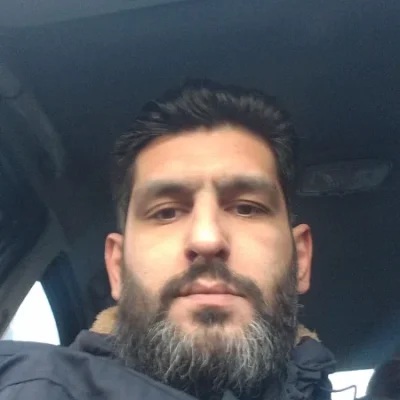 متخصص