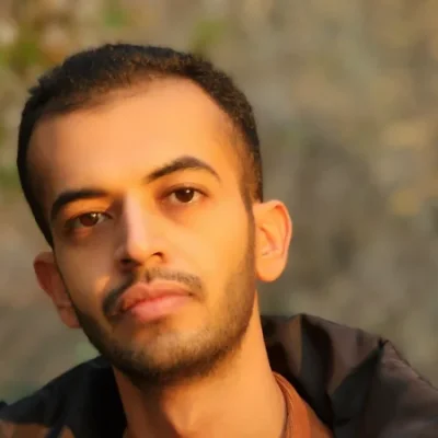 متخصص