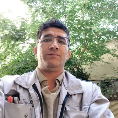 متخصص