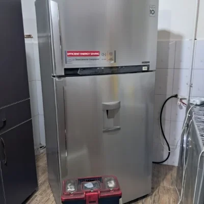 متخصص