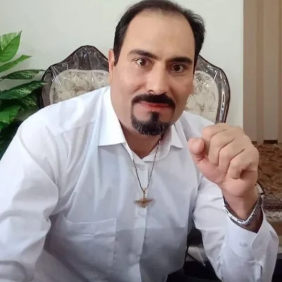 متخصص