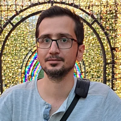 آرش سامنی