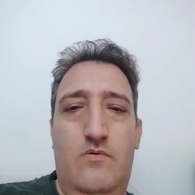 متخصص